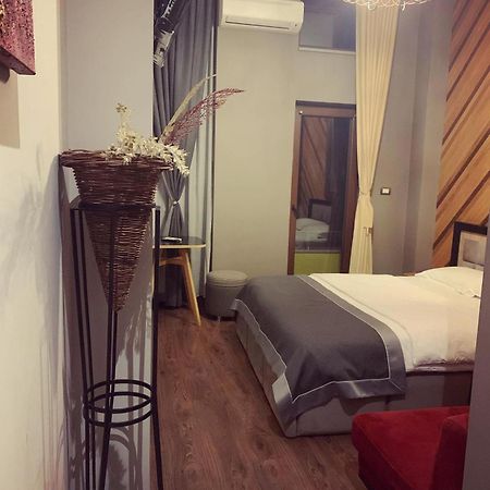 Guest House People 科尔察 外观 照片