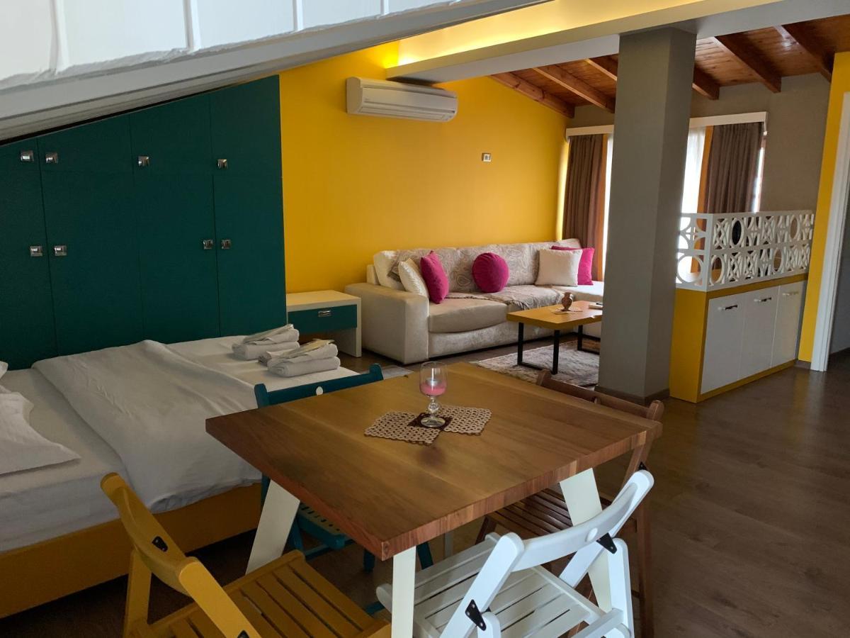 Guest House People 科尔察 外观 照片
